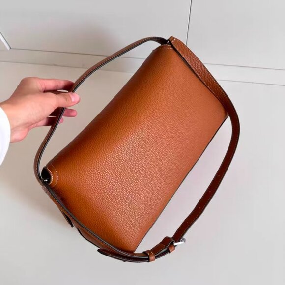 Toteme brown leather shoulder bag - Picture 2 of 3
